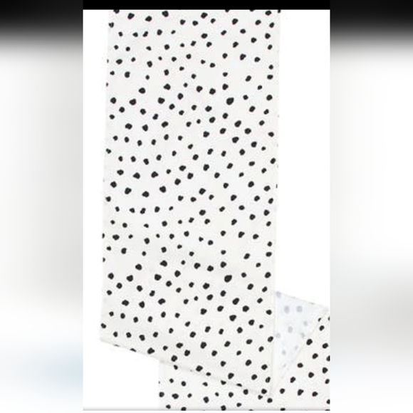 CRISTINA MARTINEZ DOT TABLE RUNNER IN IVORY- BLACK DOT DRIFT - Picture 2 of 3
